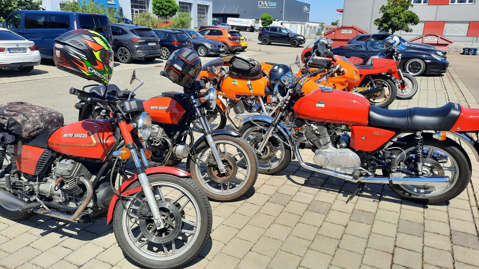 7de4e5d2-e266-40a9-beaf-39367da44990.jpg