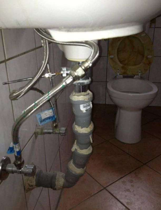 abfluss schaum.jpg
