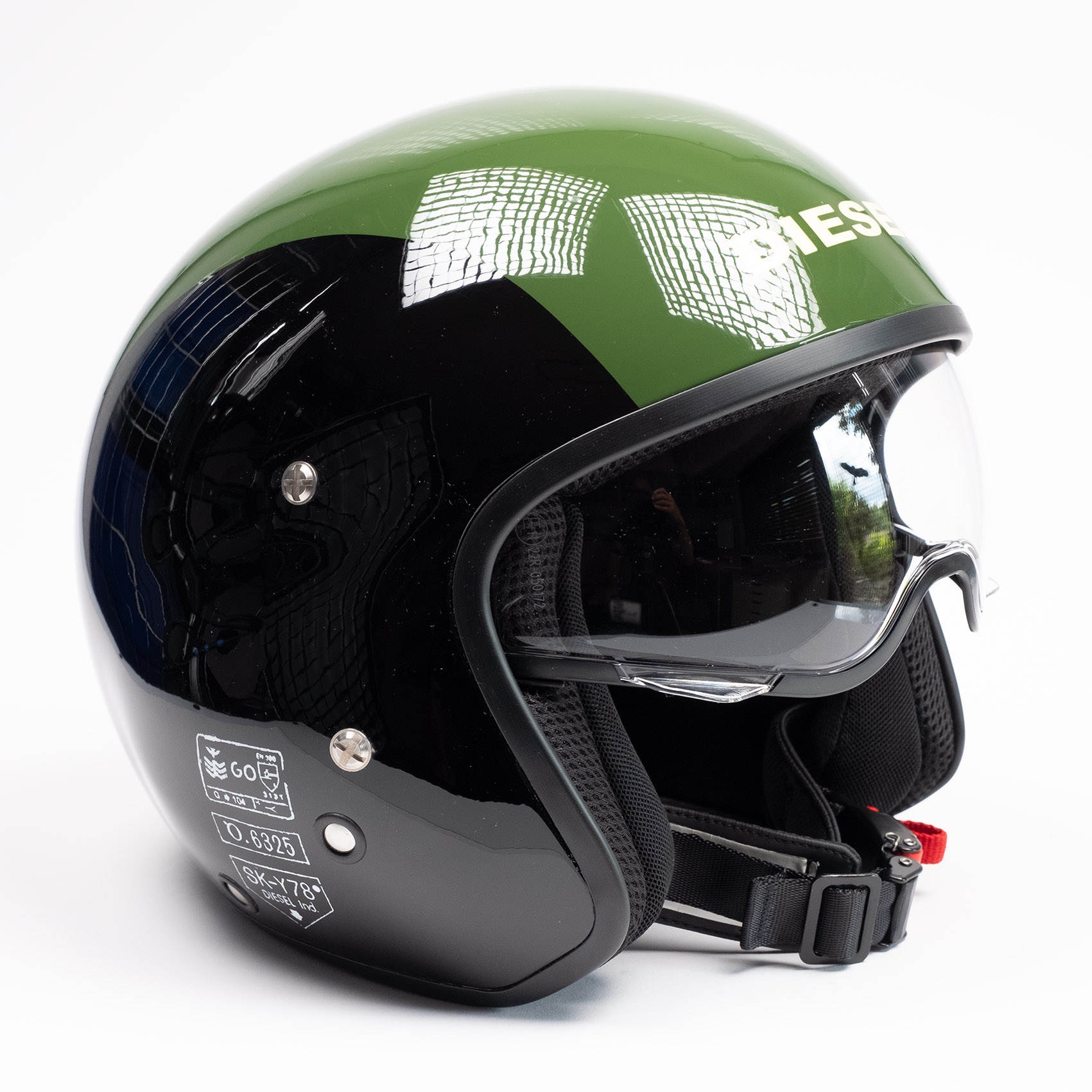 AGV_grün-schwarz-3_web.jpg
