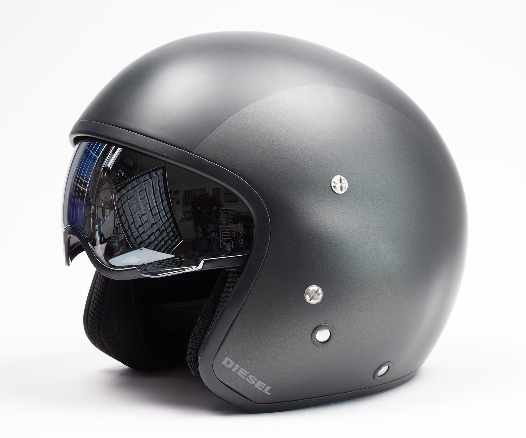AGV_mattschwarz-3_web.jpg