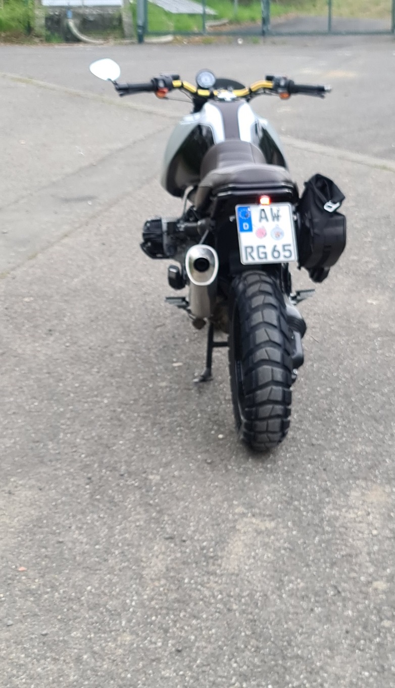 b 20210430_184226.jpg