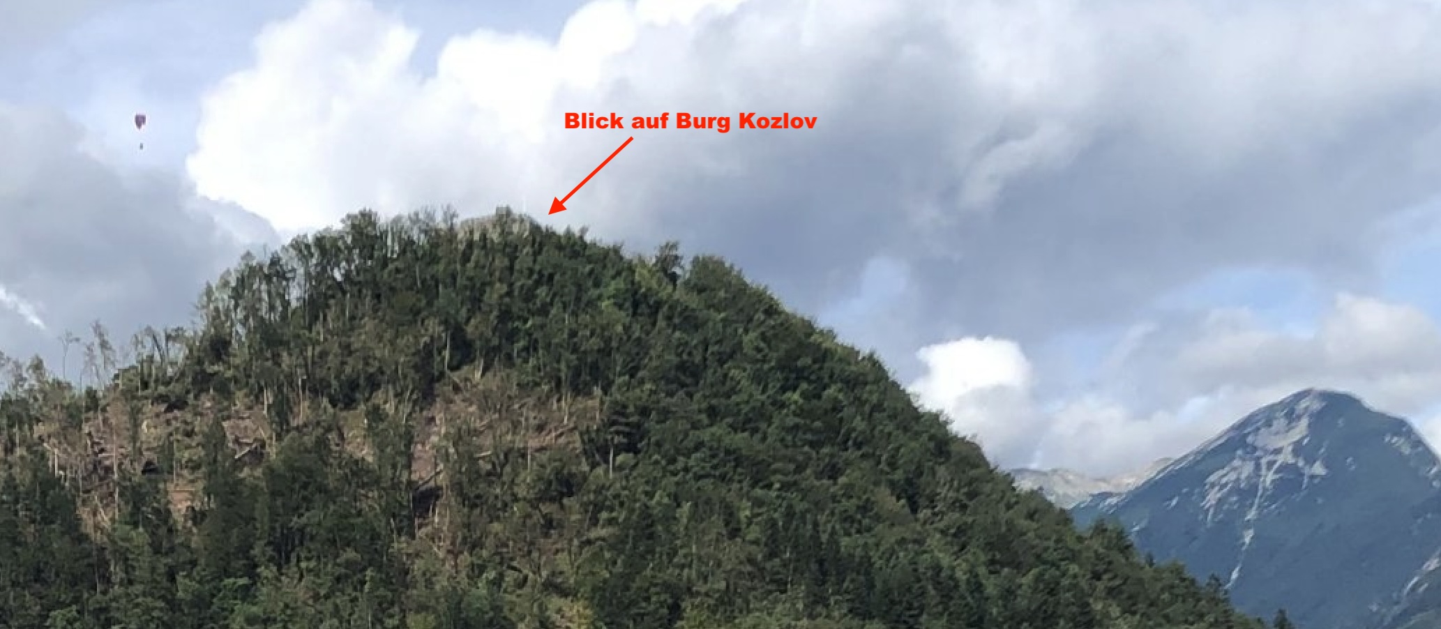 Blick auf Burg Kozlov.jpg