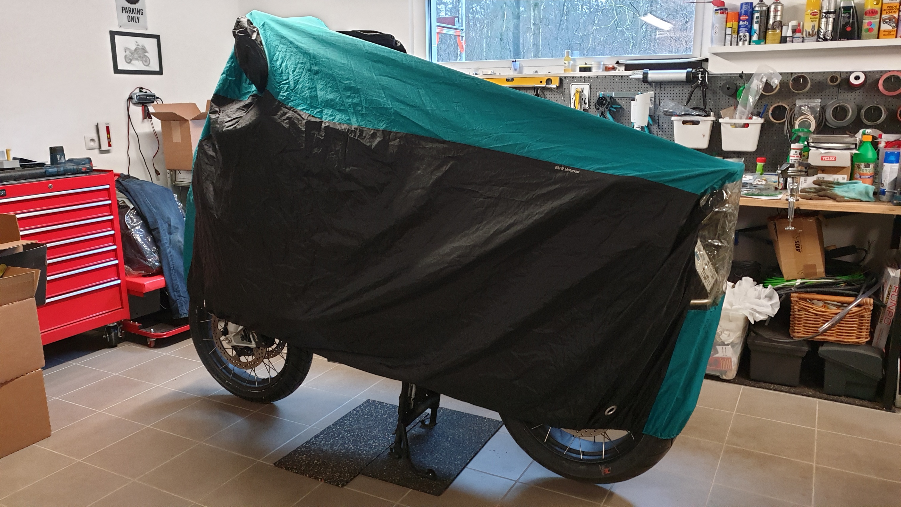 bmw-haube.jpg