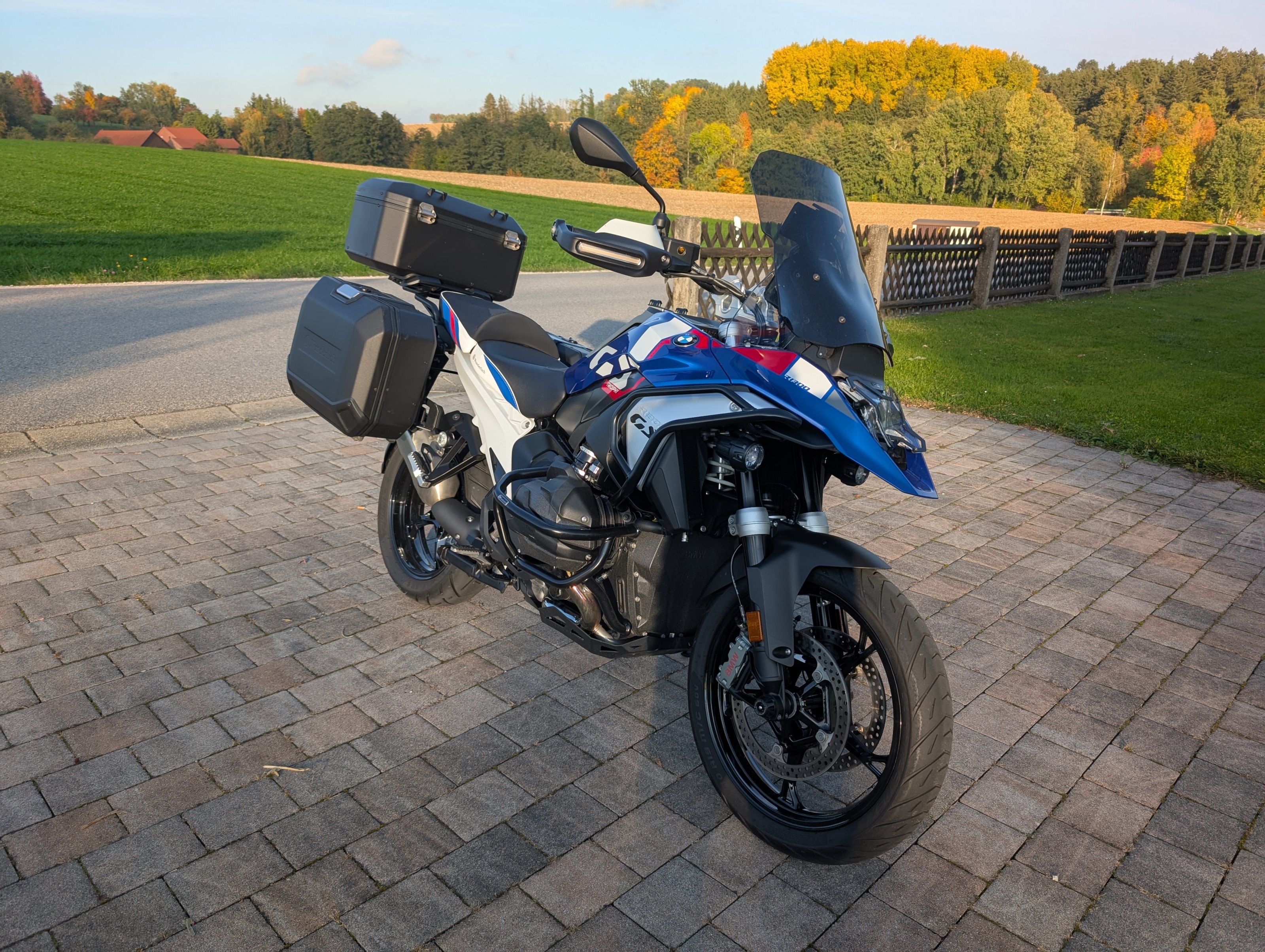 BMW R 1300 GS Wunderlich 2.jpg