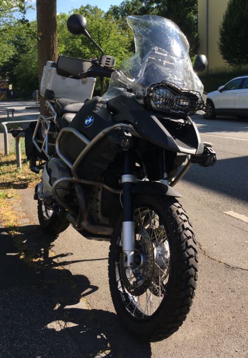 BMW2.JPG