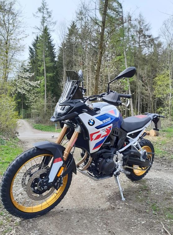 bmwf900gs123.JPG