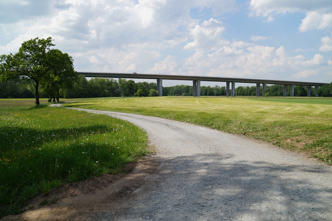 Brücke2.jpg