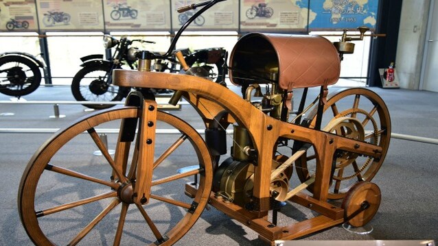 daimler-reitrad.jpg