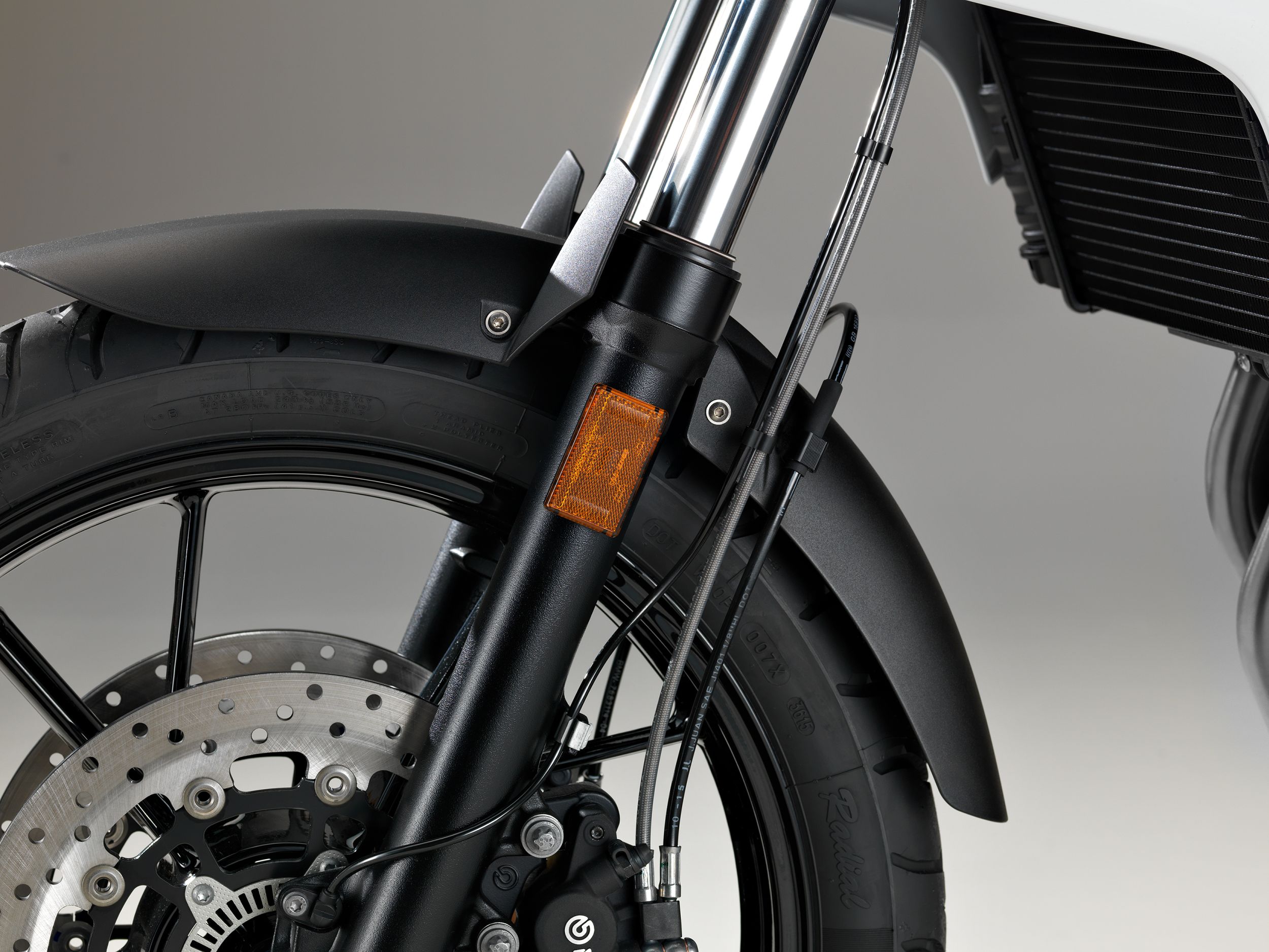 F700GS-045.jpg