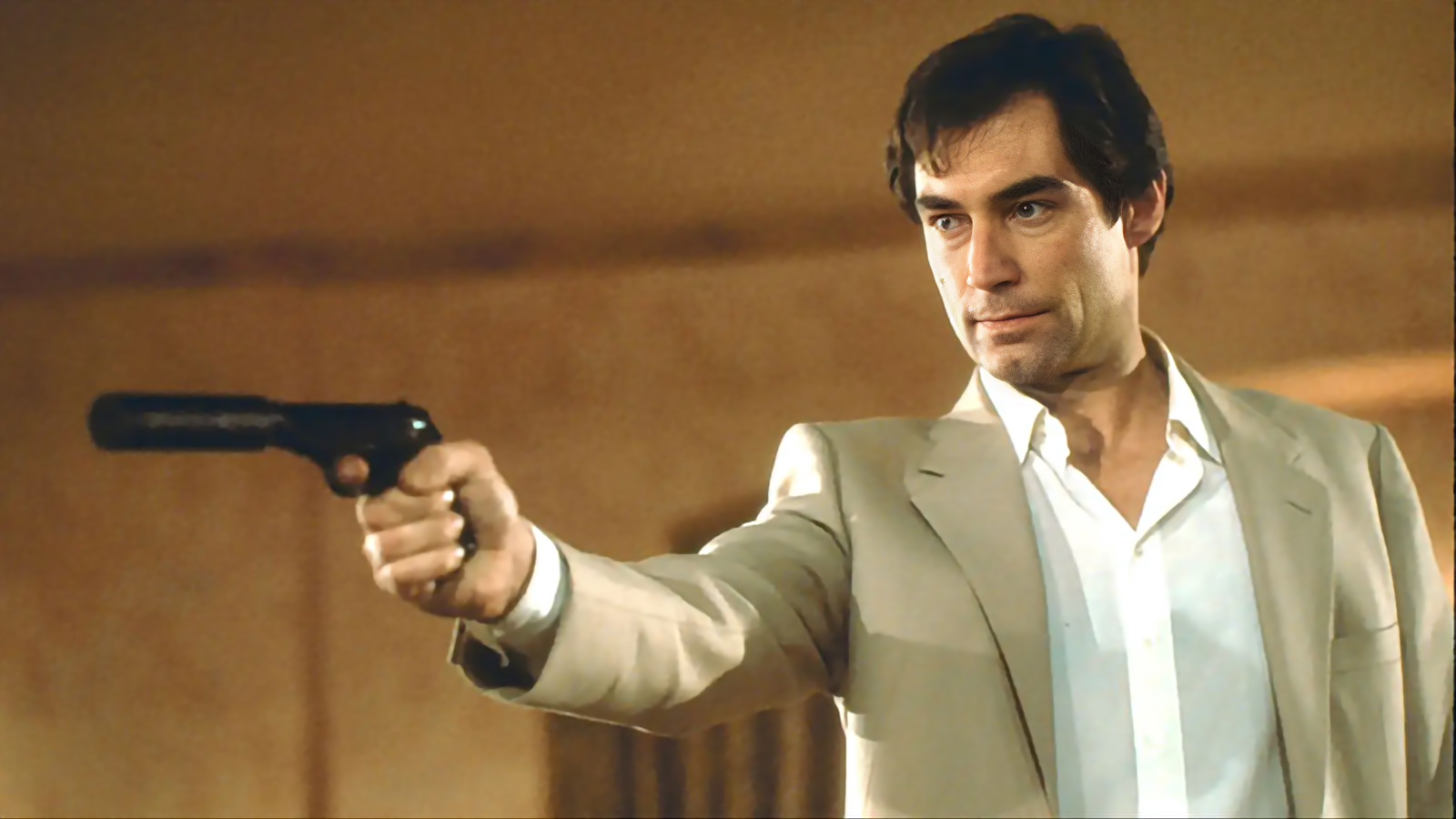 FEATURE-the-living-daylights-Timothy-Dalton-JamesBond_007-05A.jpg