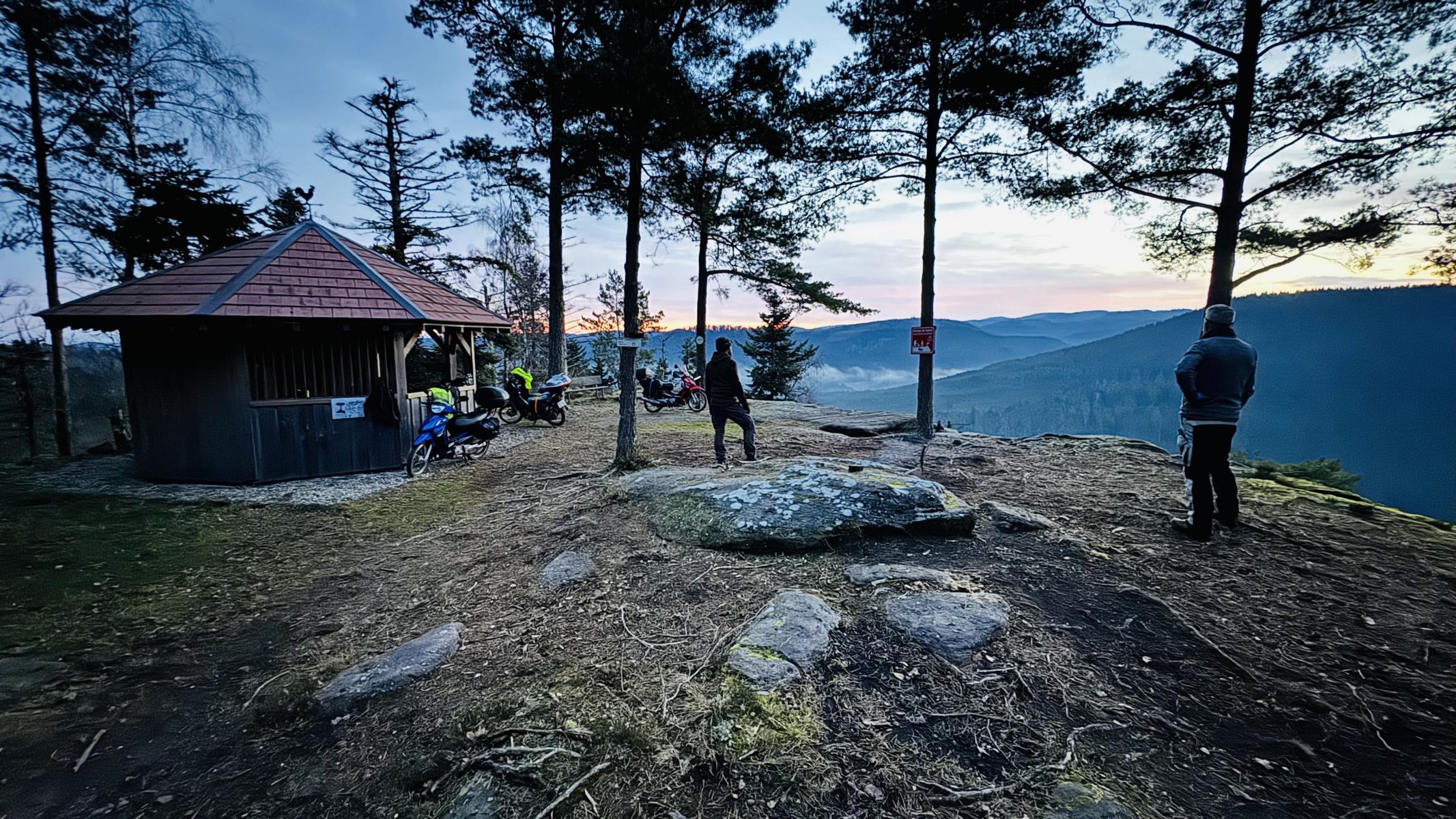 Foto 22.12.25, 07 53 36.JPG