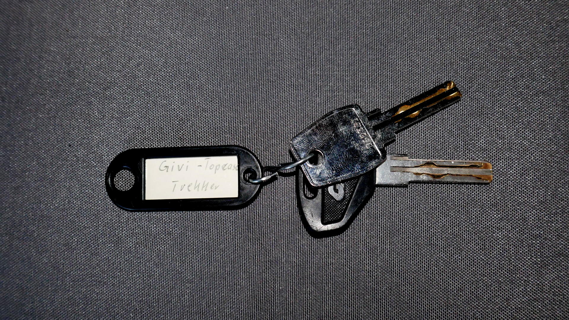 GIVI_TRK_46N_2_Schluessel_31.JPG