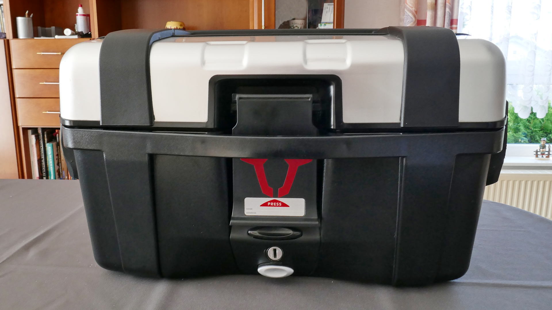 GIVI_TRK_46N_vorne_03.JPG