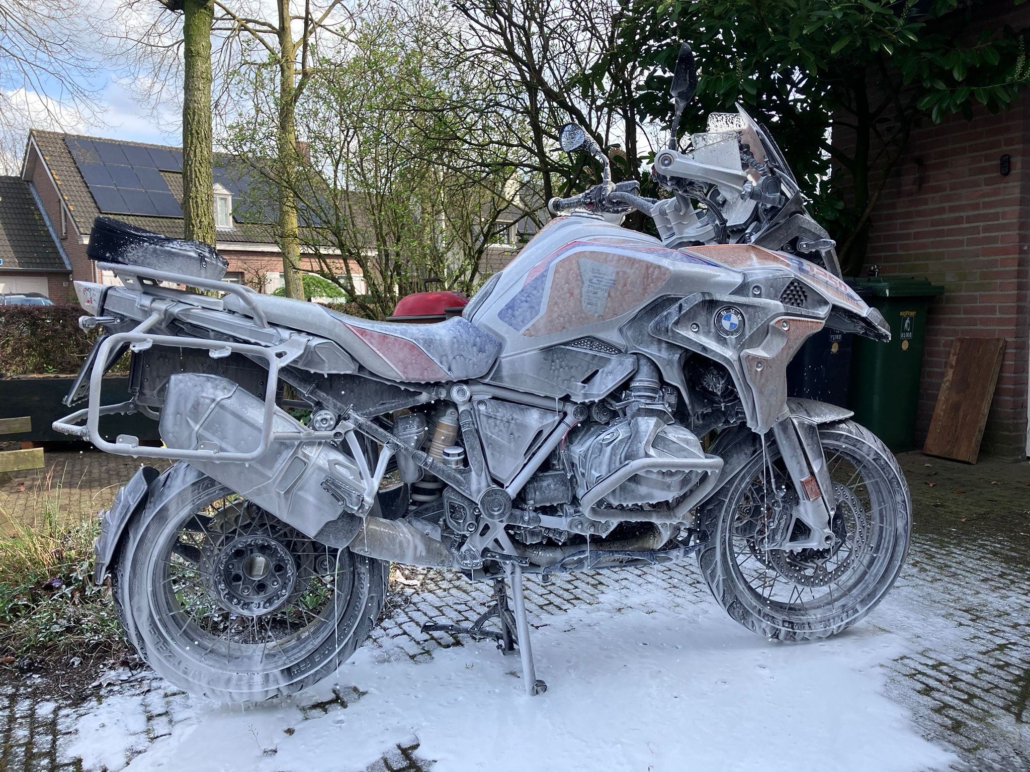 gs1250.jpg