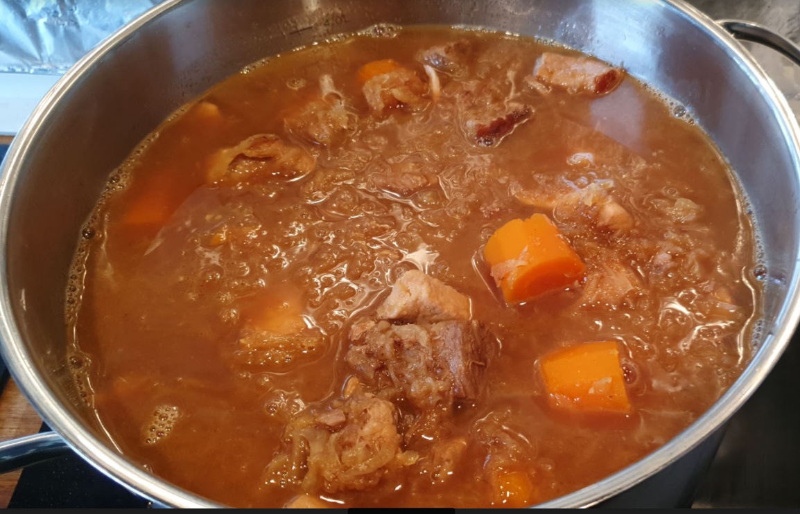 gulasch halt.jpg