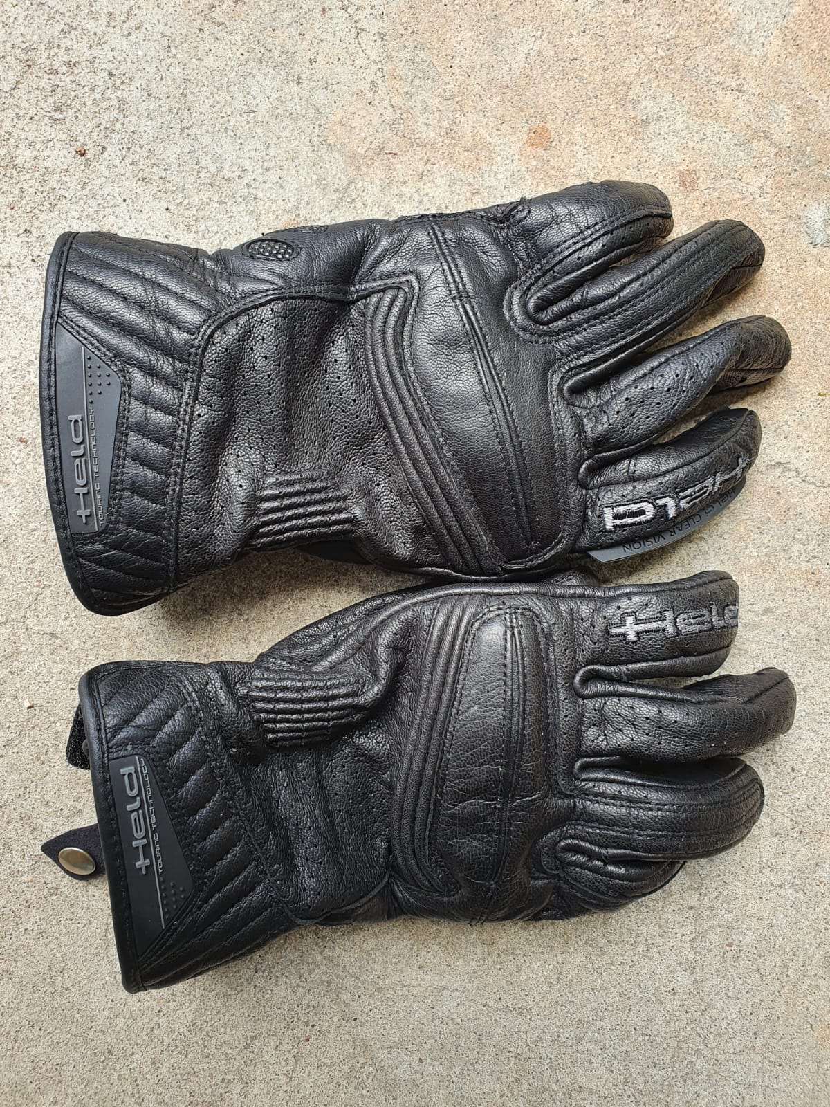 handschuh.jpeg