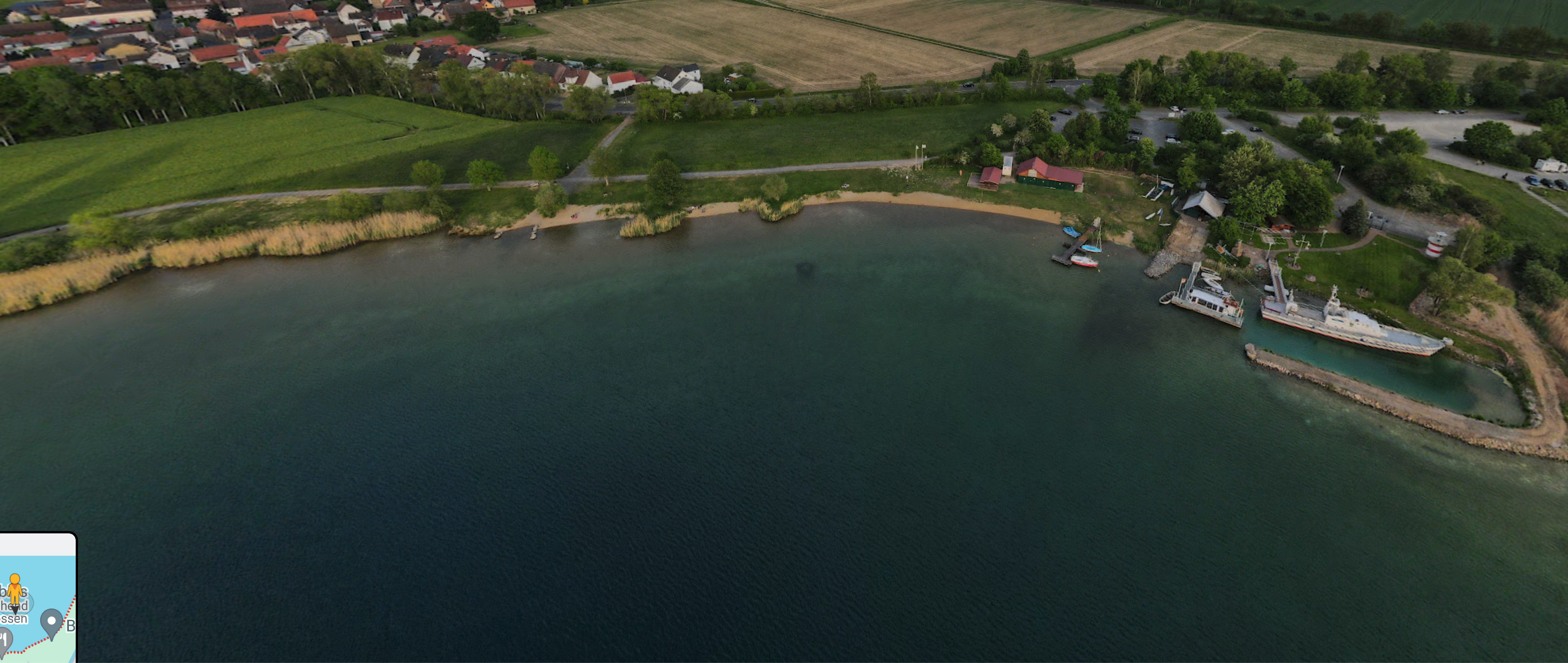 Hier am See.png