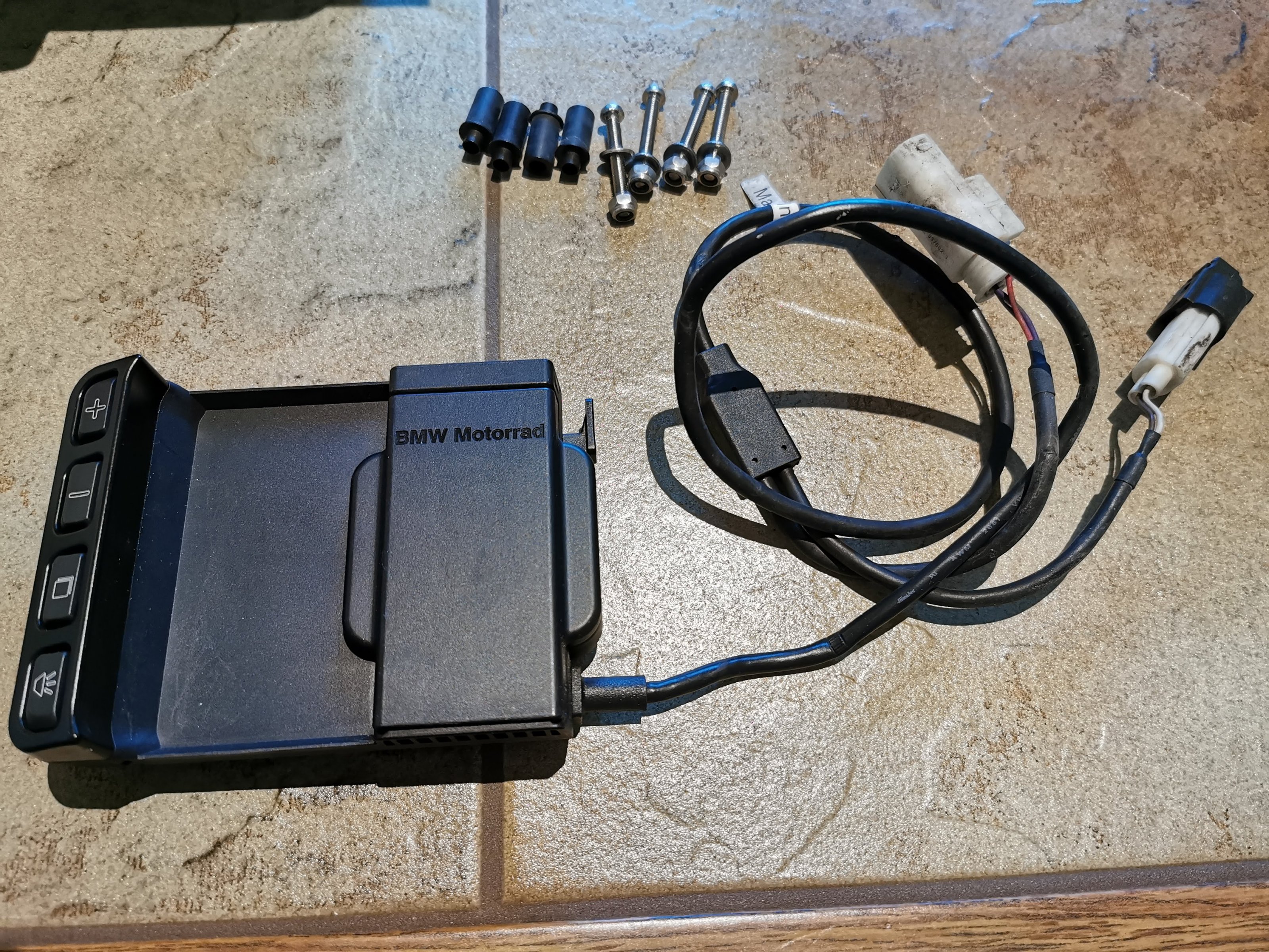 Erledigt Mount Cradle Navigator IV, V, VI