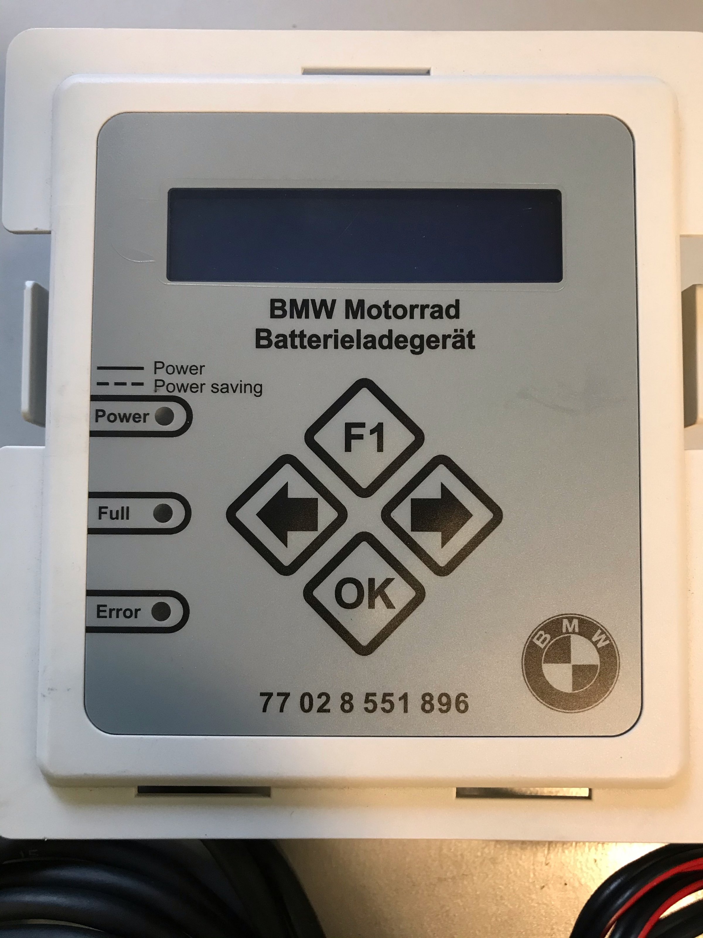 BMW Ladegerät - Bedienungsanleitung gesucht /Scan/PDF