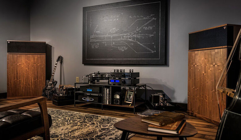 Klipsch-Klipschorn-2018-Breit-780x452.jpg