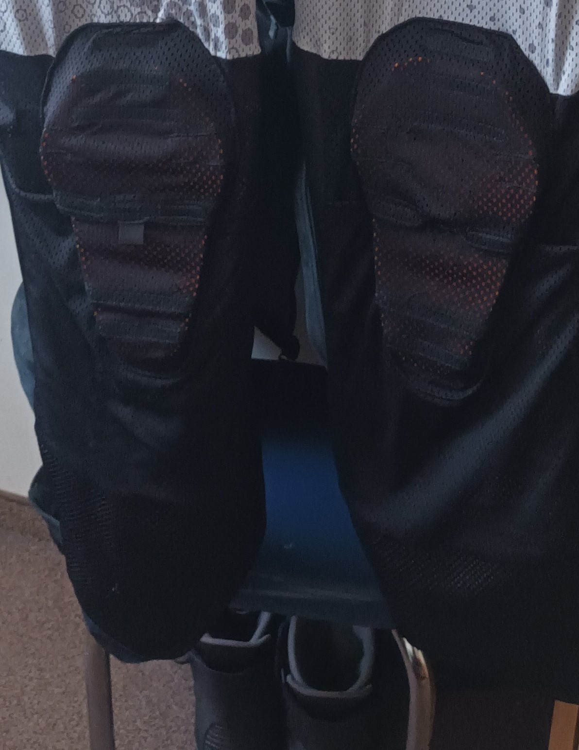 Knie.jpg