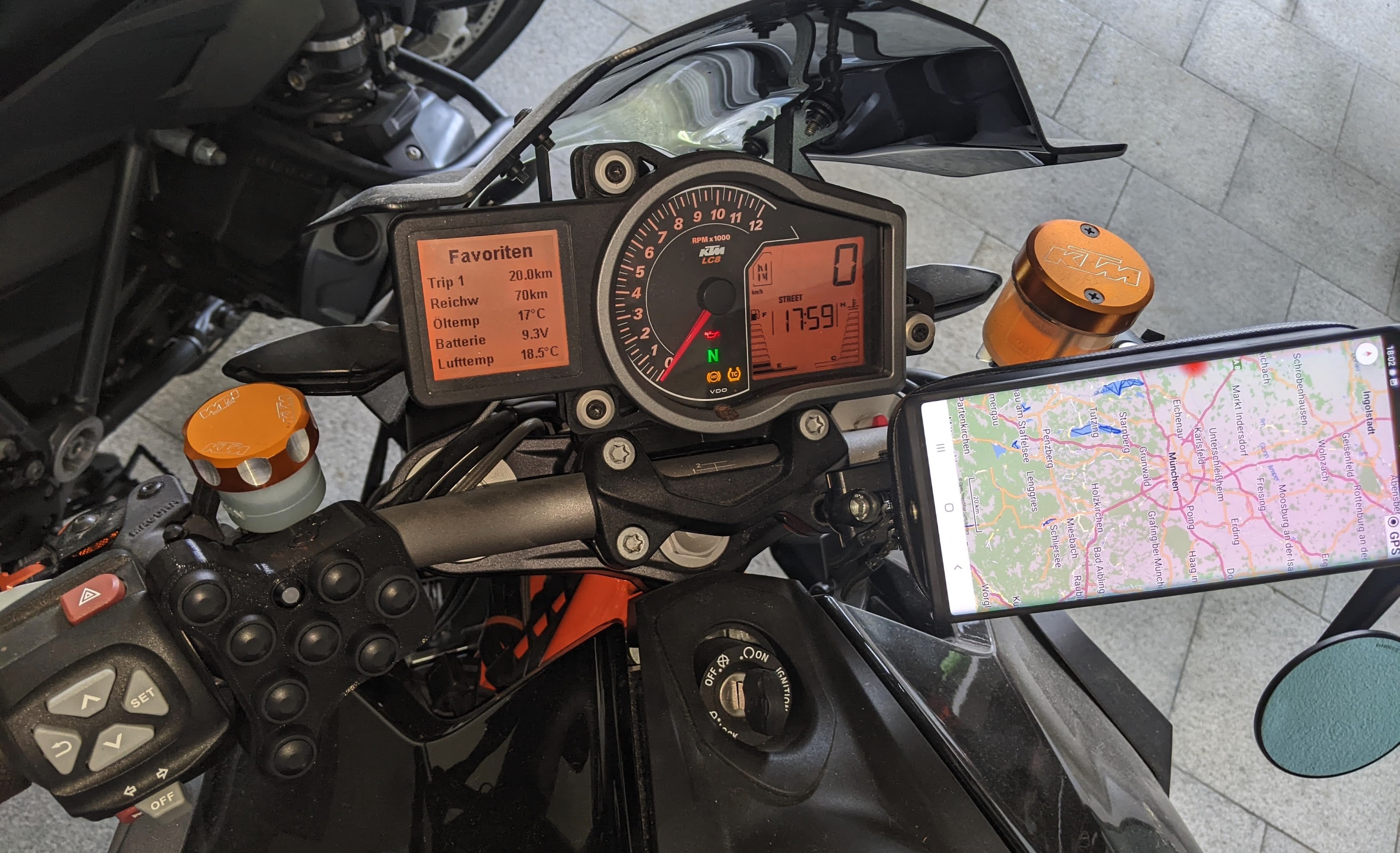 KTM11.jpg
