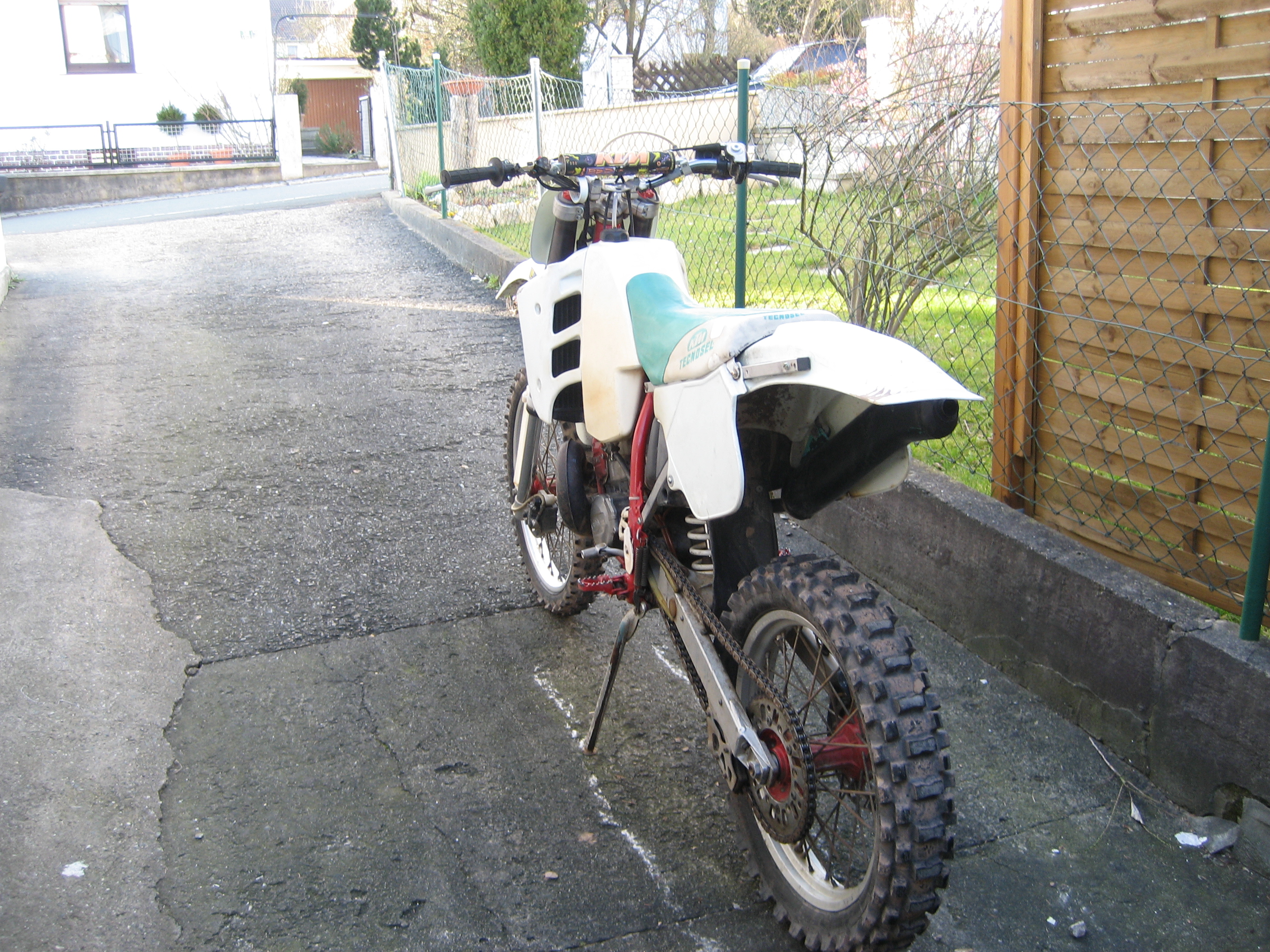 KTM_02.JPG
