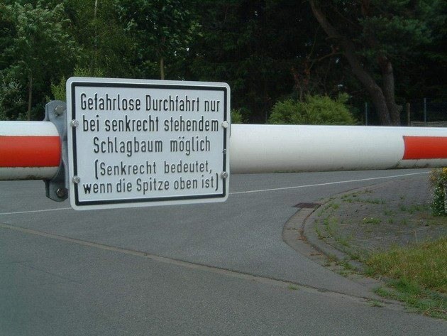 lustiges-schild-an-einer-schranke.hgz7t7.skszgu.im.lg.jpg