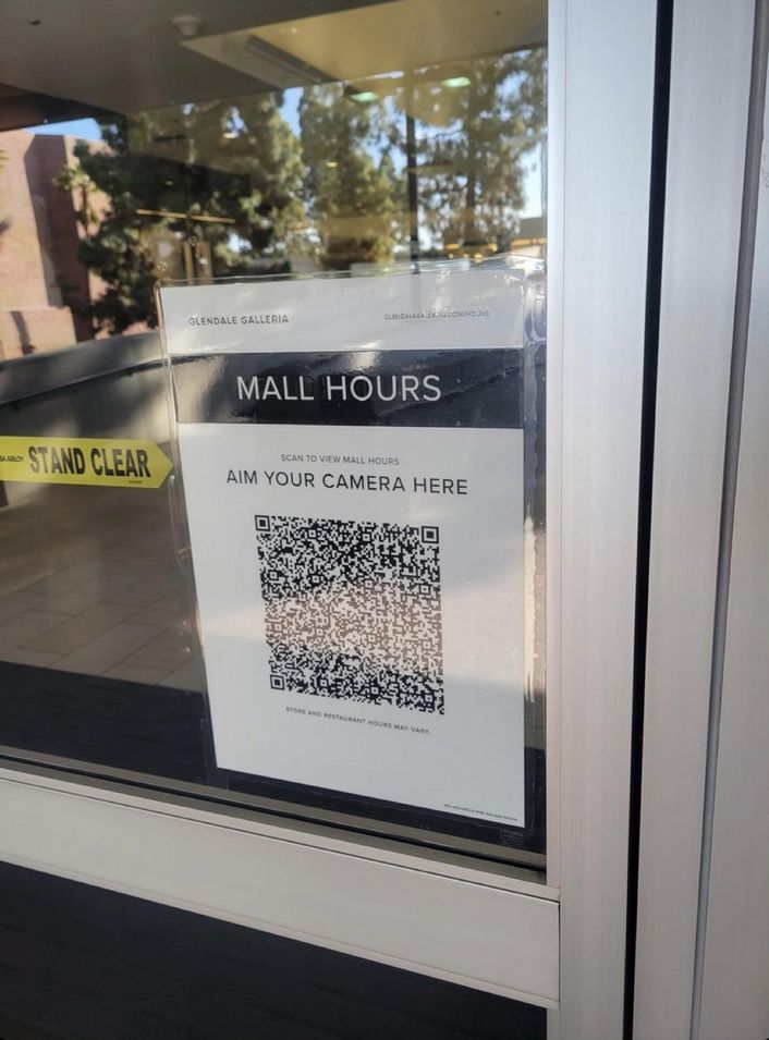 Mall Hours.jpg