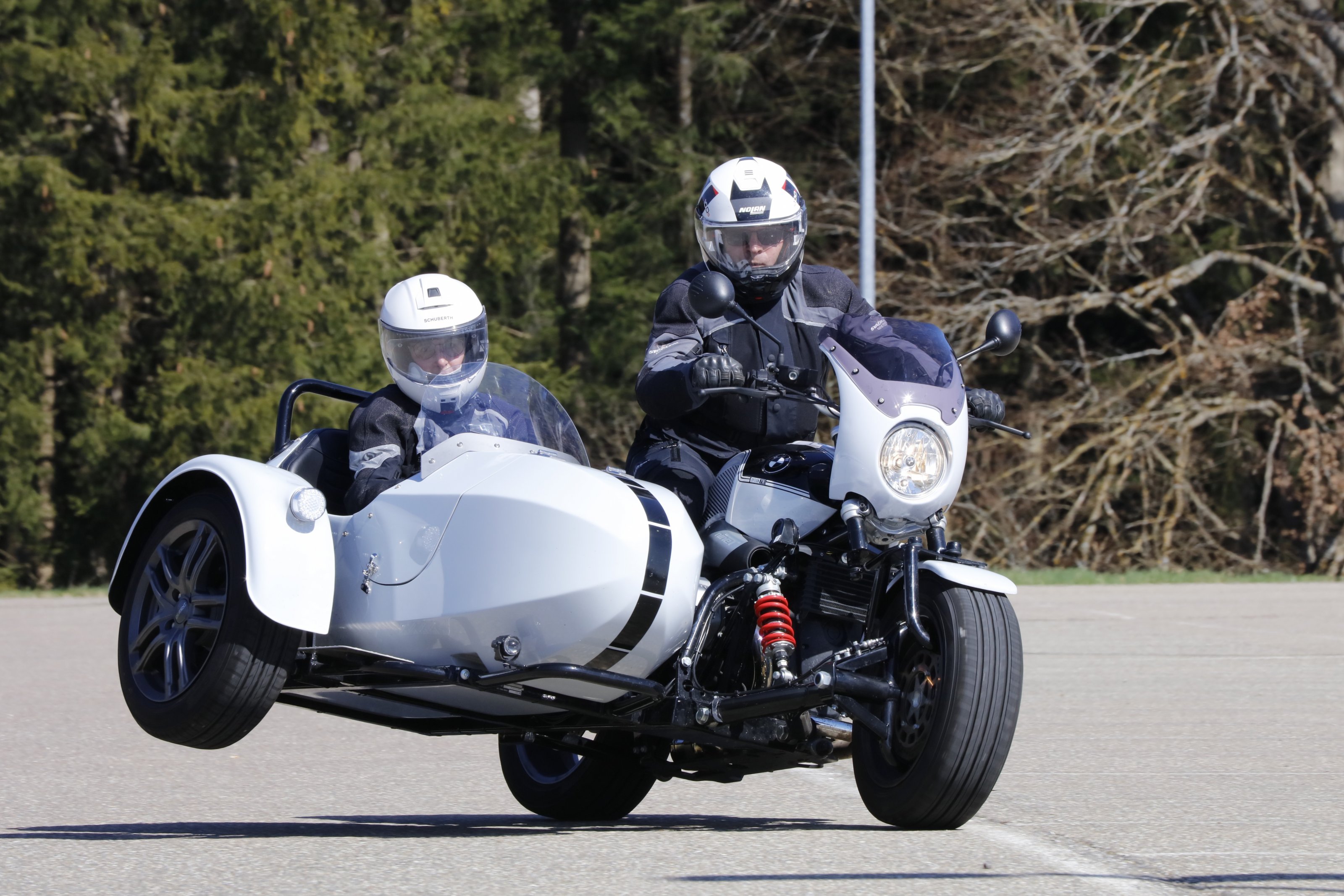 Mobec-BMW R nineT Scrambler mit Zero (107).JPG