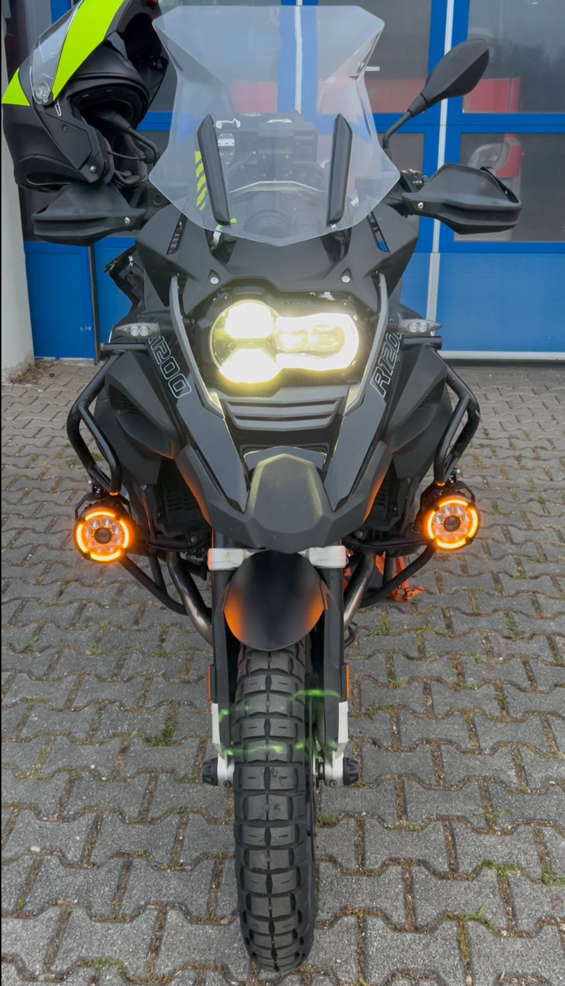 MotoLights1.png