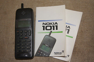 Nokia-1011-First-Nokia-GSM-VINTAGE-BRICK-PHONE.jpg