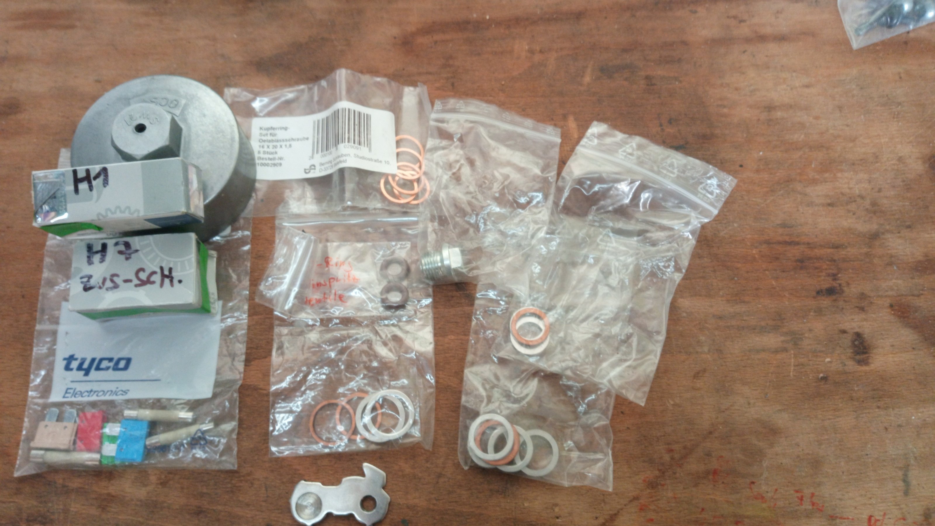ölfilterschlüssel Dichtungen ect..jpg