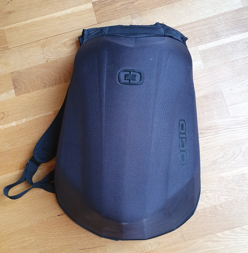 ogio00.jpg