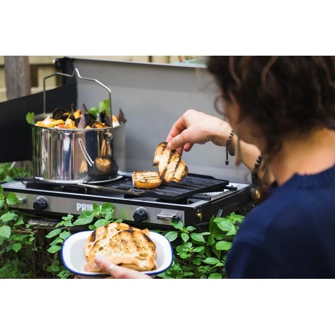 p738018_campfire-griddle-plate_lisalowenborg_2016-1.jpg
