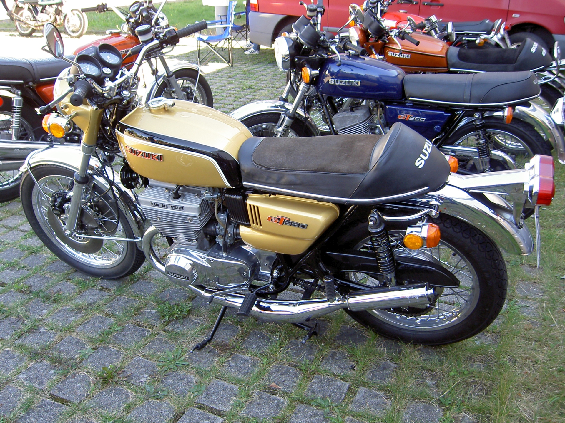 PICT0004.JPG