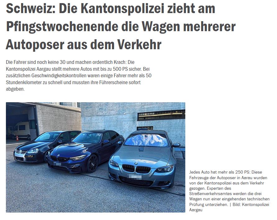 poser.JPG
