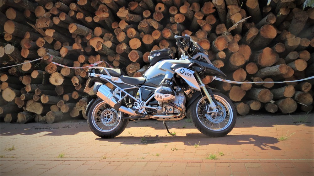 R 1200 GS LC.JPG