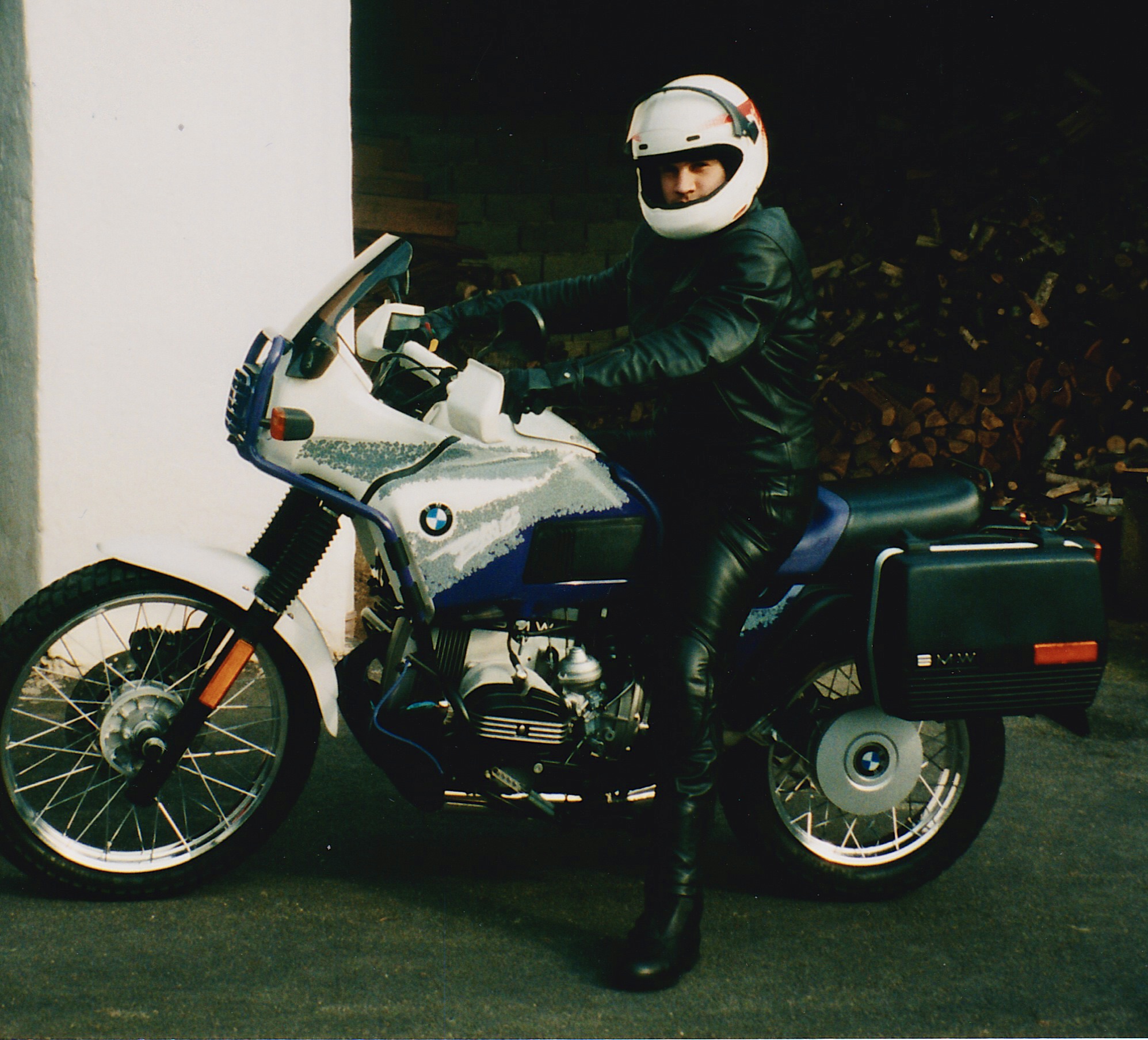 R100GS PD_3 2.jpg