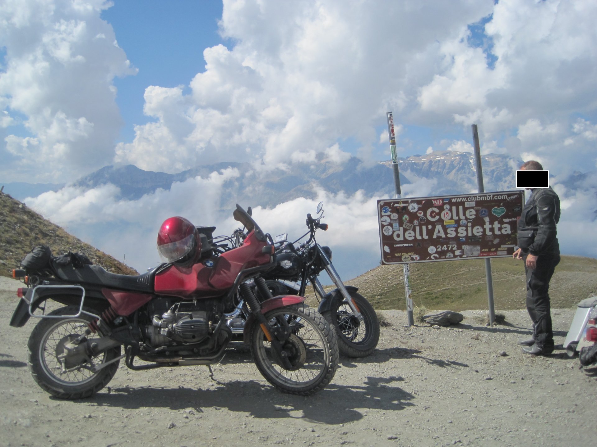 R100GS_Petra_Colle dell'Assietta.jpg