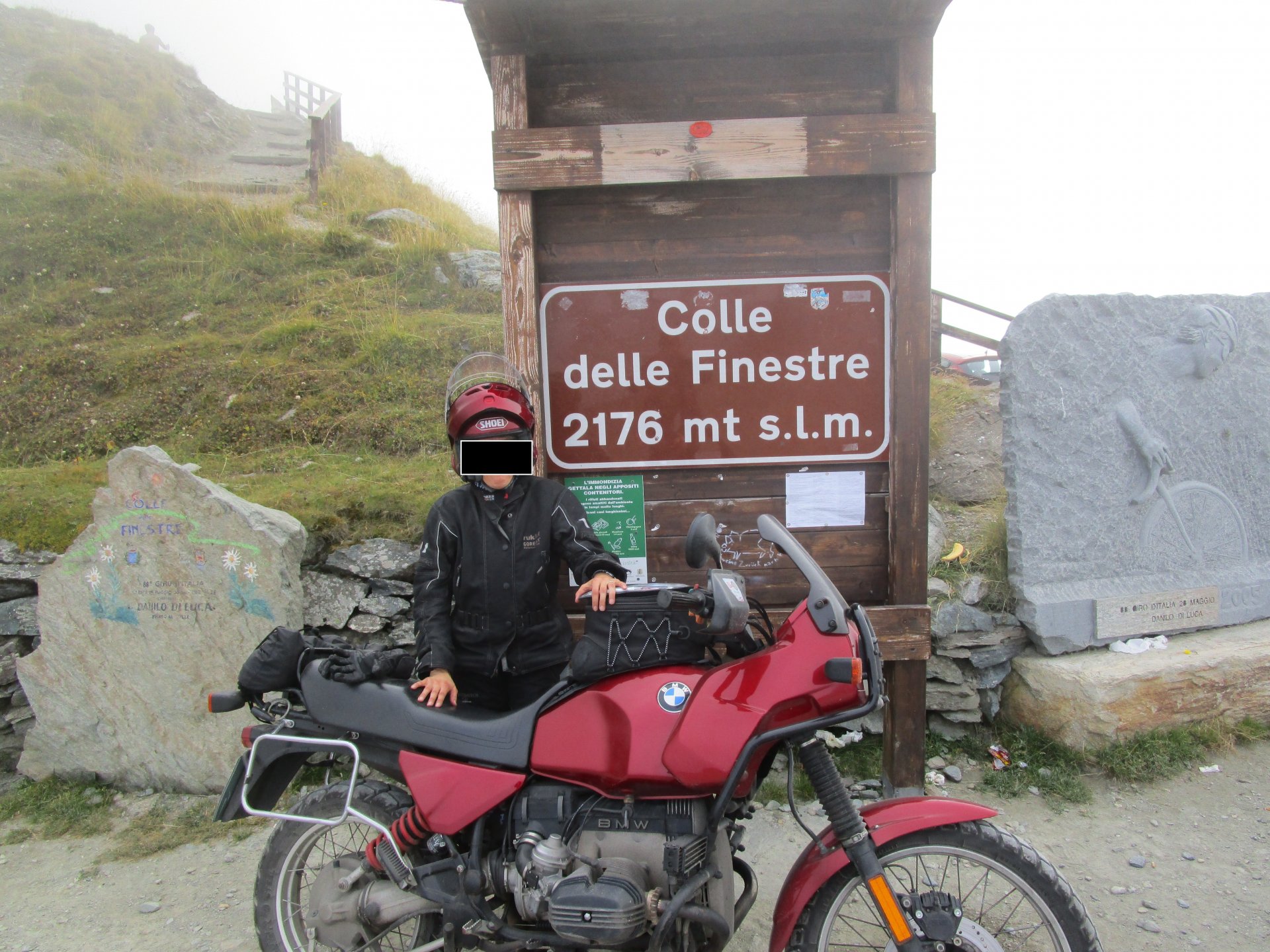 R100GS_Petra_Colle_delle_Finestre.jpg