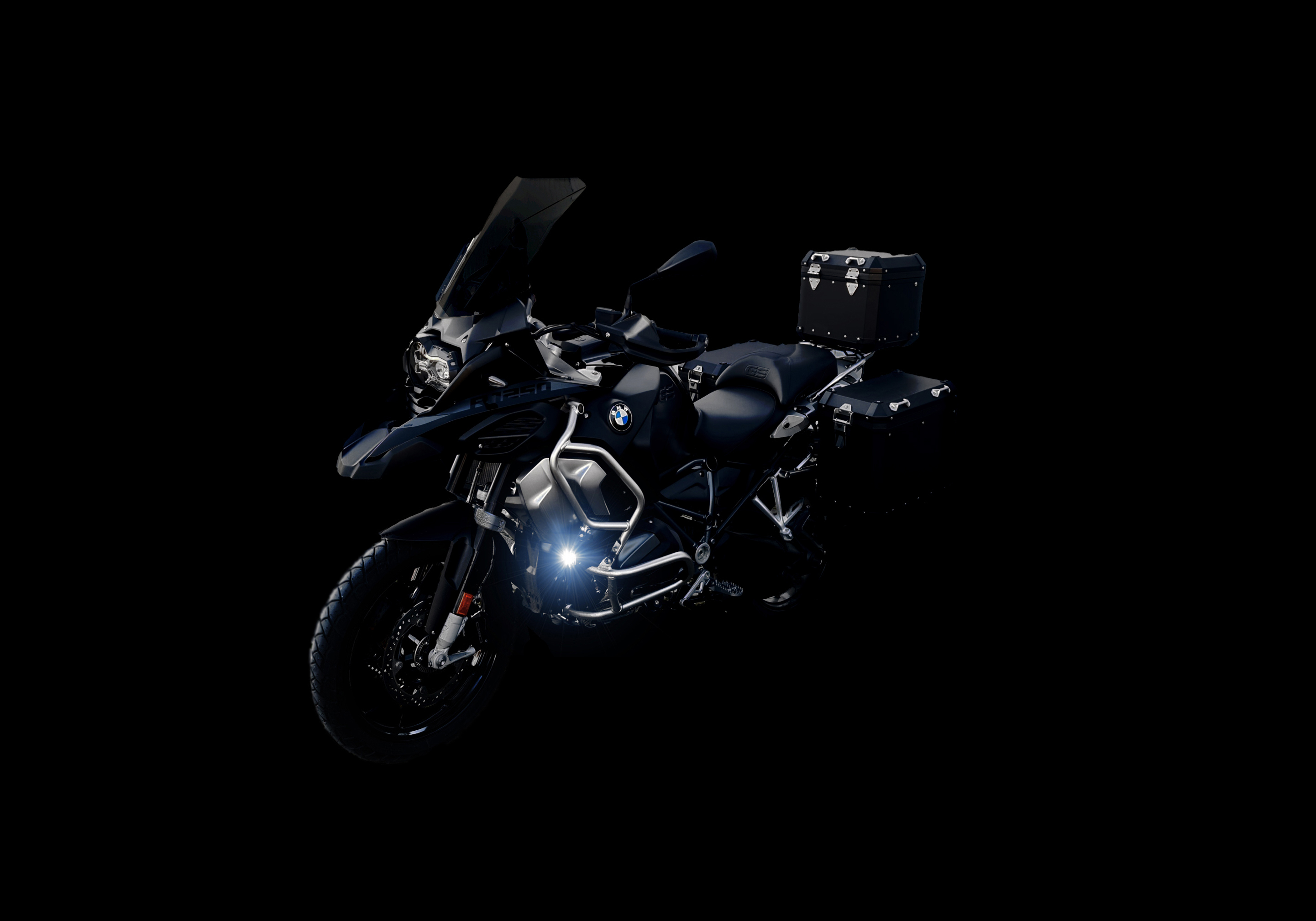 R1250GS Triple Black CM1.jpg