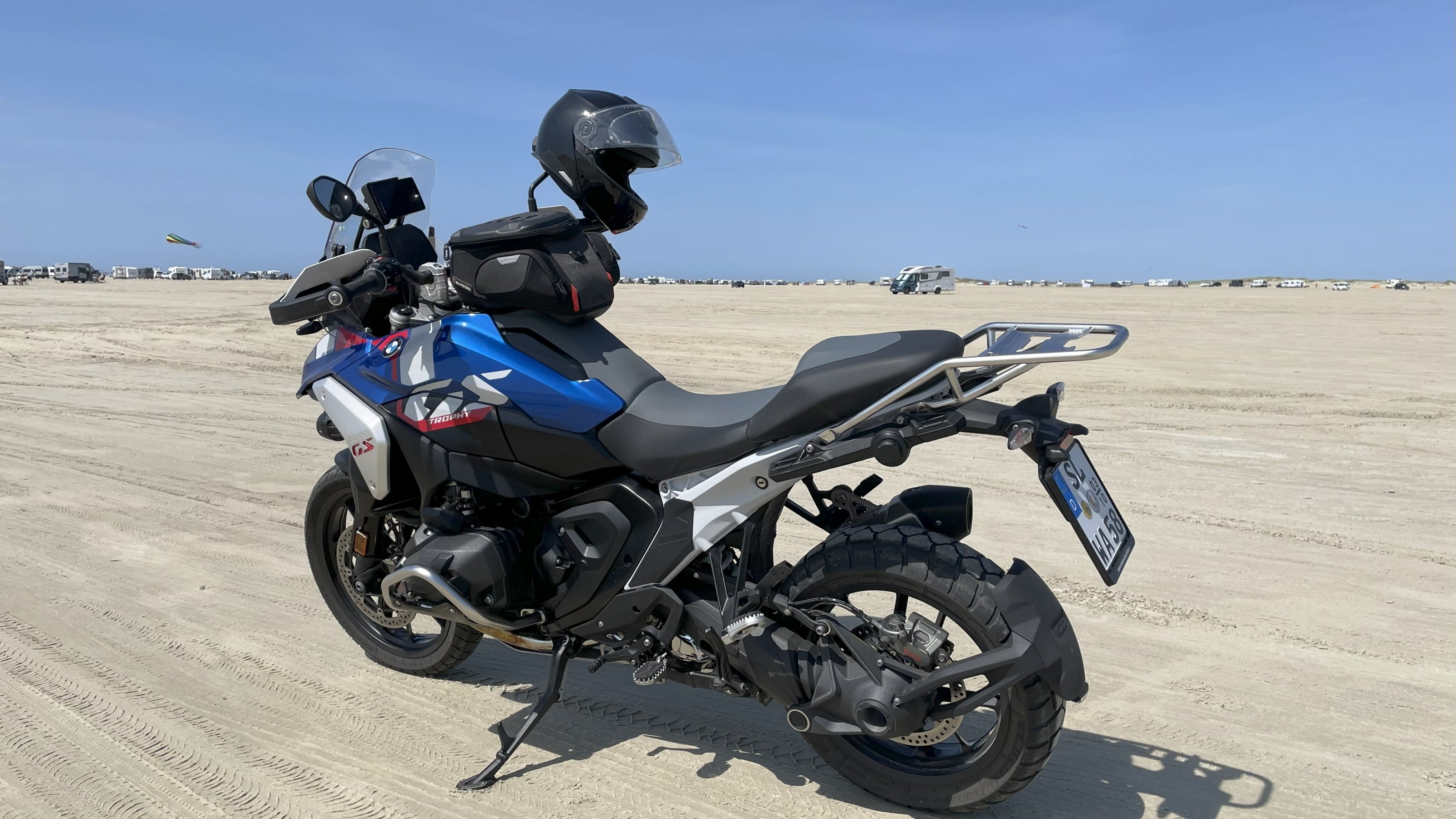 R1300GS auf Rome 01.jpg