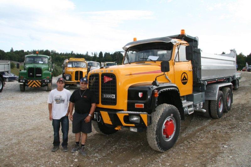 Saurer D 330 BN  6x6.jpg