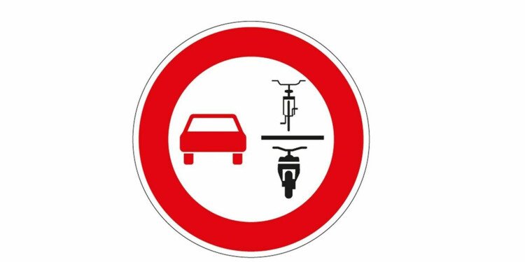 Schild-Überholverbot-Zweiräder.jpg