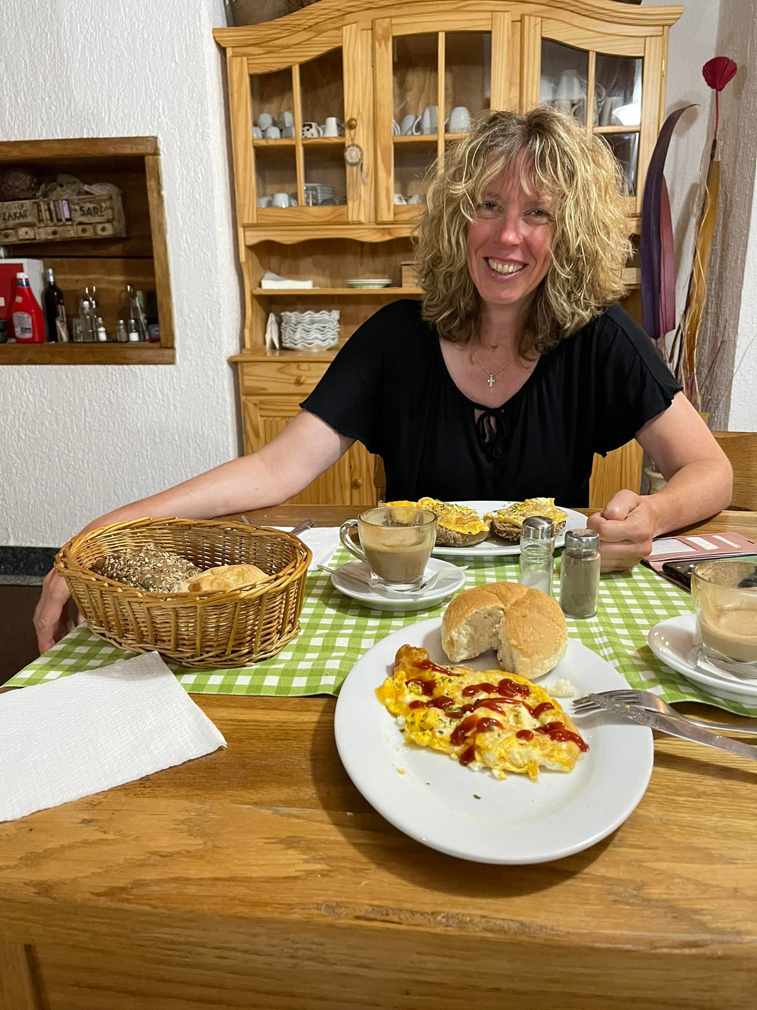 Schnuggelchen Frühstück.jpg