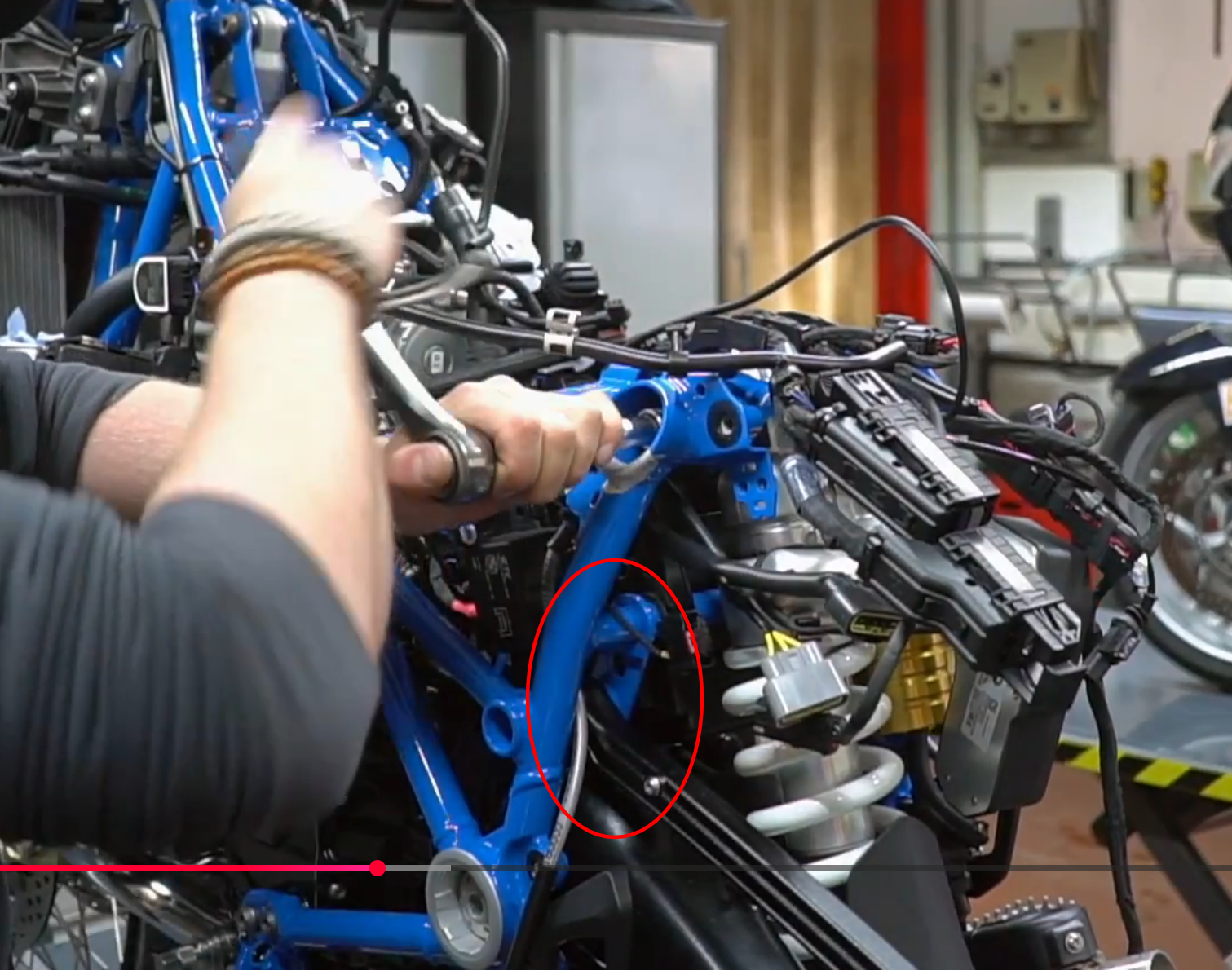 Screenshot 2025-08-07 at 16-05-59 BMW R 1200 GS Rallye Martin Edition - Die Entstehung von Usc...png