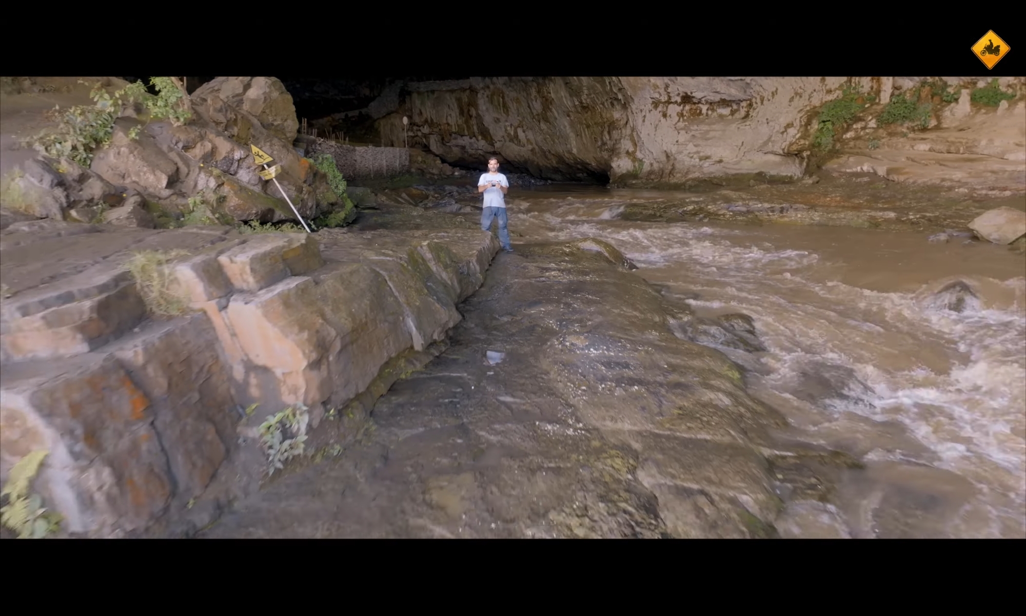 Screenshot_20230327_162252_YouTube.jpg