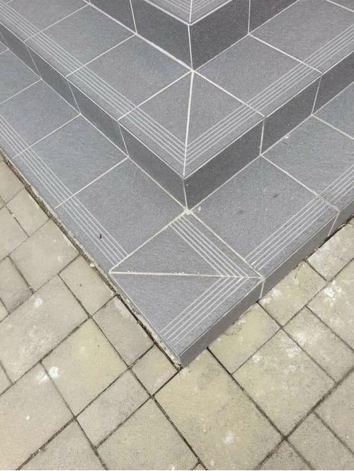 stairs.jpg