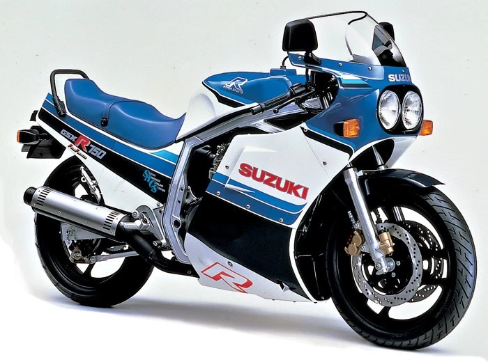 Suzuki-750-GSX-R-1986-700px.jpg